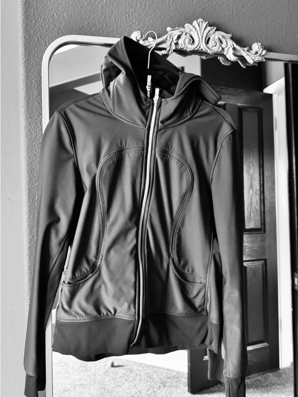 lululemon athletica Black Hooded Zip-Up Jacket